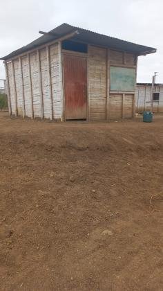 VENDO POSESION 200 M2 EN CANCAS (CANOAS DE PUNTA SAL) NO ESTA FRENTE AL MAR, NORTE PERUANO