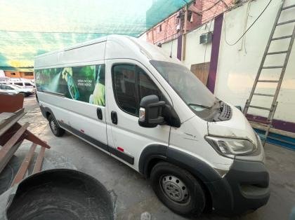 CITROEN JUMPER 2017 EXTRALARGA 49000 RECORRIDO ORIGINALES  UNICO DUEÑO TURBO DIESEL INTERCOLLER 2 LLAVES 6 PUERTAS TECHO ALTO CON SISTEMA DE REFRIGERA