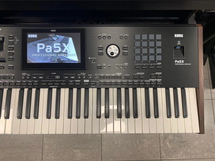 Teclado arreglista Korg Pa5x 61 teclas